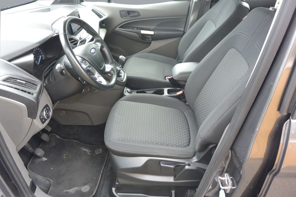 Ford Transit Connect 1.5TDCi 88kW LUXUS výbava i stav