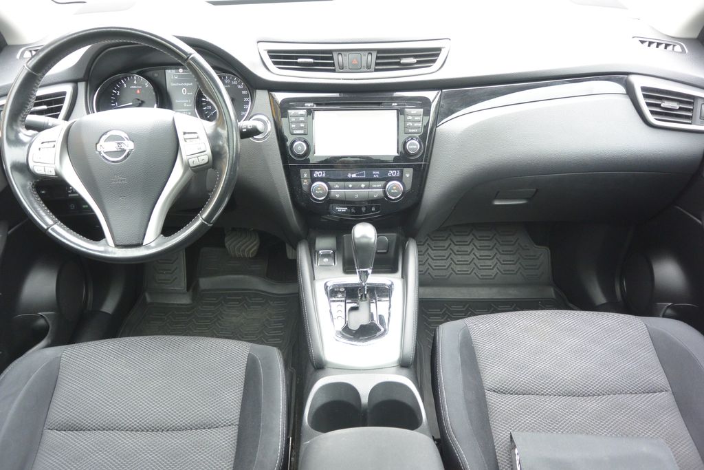 Nissan Qashqai 1,2 DIG-T Tekna Aut. Panorama