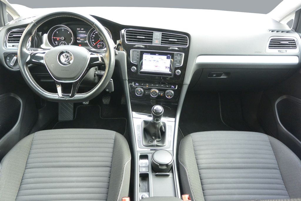 Volkswagen Golf 2.0TDi 110kW