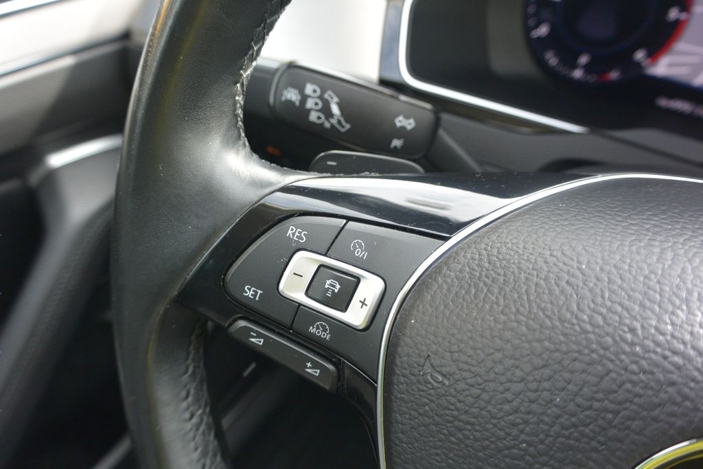 Volkswagen Passat 2.0TDi 4MOTION 176kW DPH!