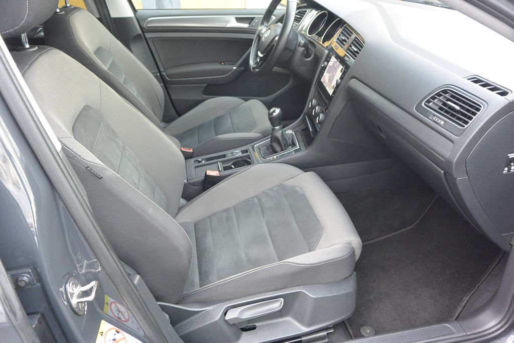 Volkswagen Golf 2.0TDi