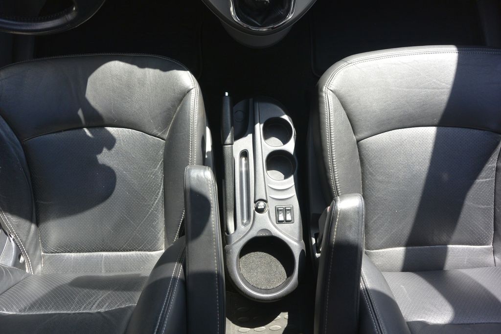 Mitsubishi Grandis 2.0DI-D 6míst