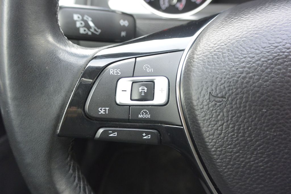 Volkswagen Golf 2.0TDi