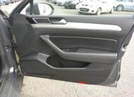 Volkswagen Passat 2.0TDi DSG, LED, NAVI, DPH