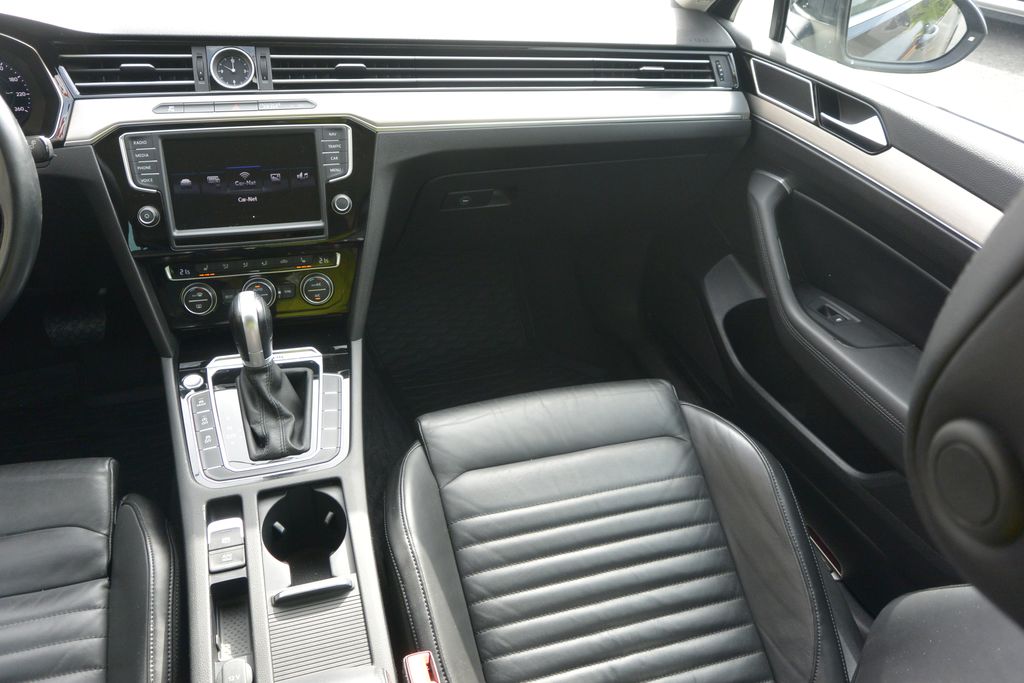 Volkswagen Passat 2.0TDi 4MOTION 176kW DPH!