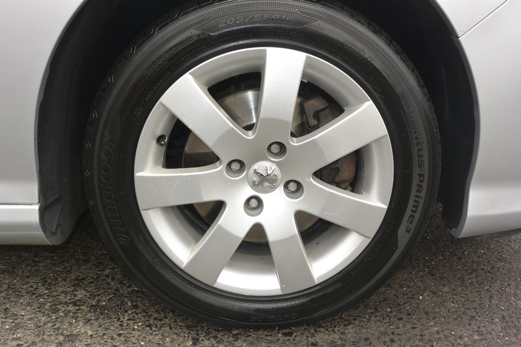 Peugeot 308 2.0HDi SW 7míst