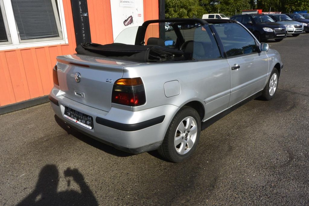 Volkswagen Golf 2.0i