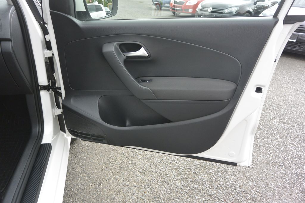 Volkswagen Polo 1.2TSi 66kW NAVI,KLIMA