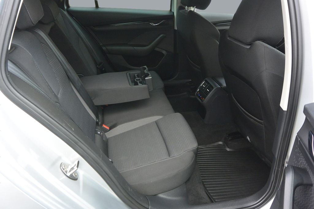 Škoda Octavia 2.0TDi Ambition * DPH