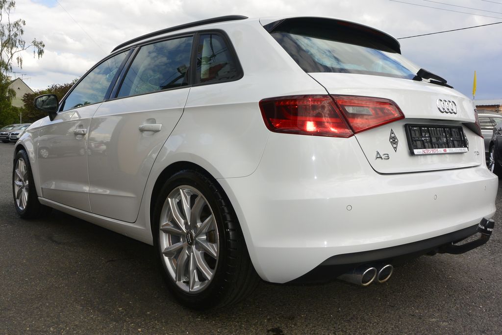 Audi A3 2.0TDi Spotback 110kW Xenon
