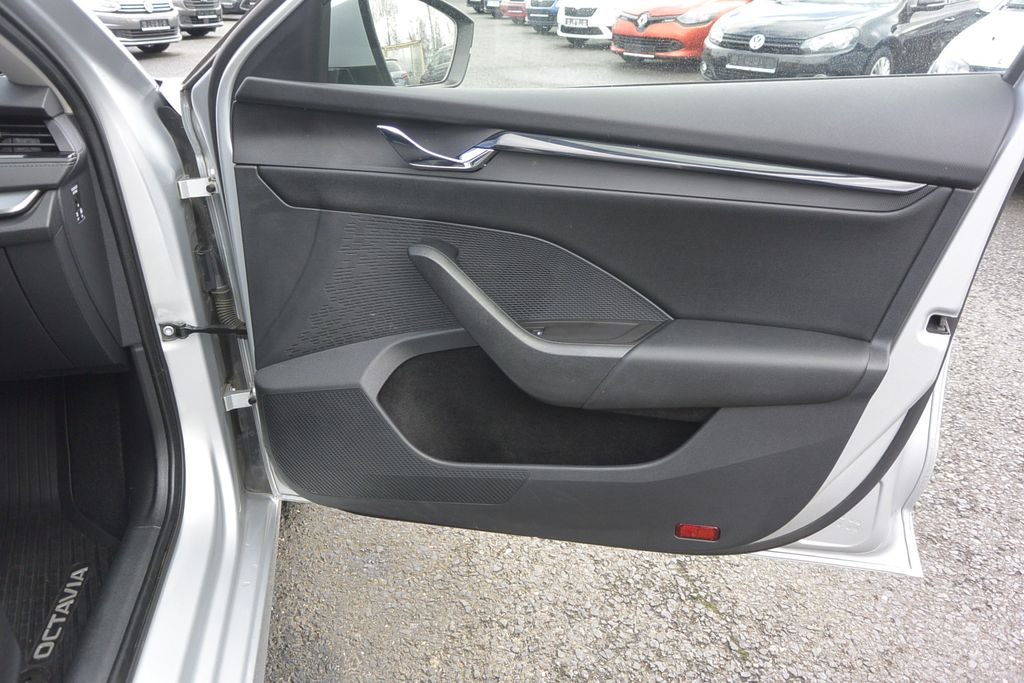 Škoda Octavia 2.0TDi Ambition * DPH