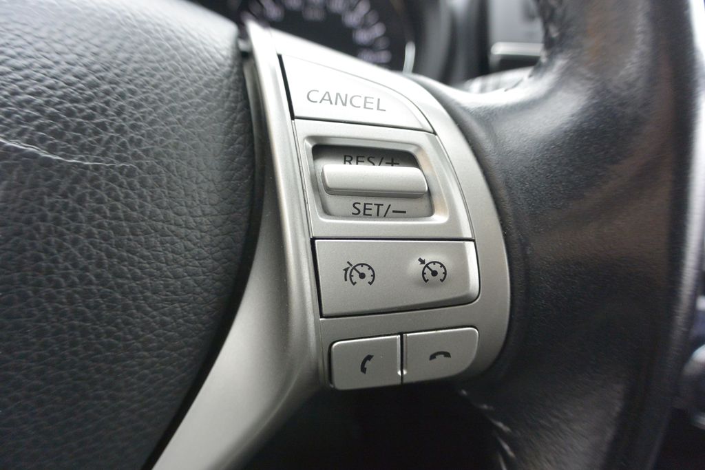 Nissan Pulsar 1.2DIG-T XENON*NAVI*KEYLES