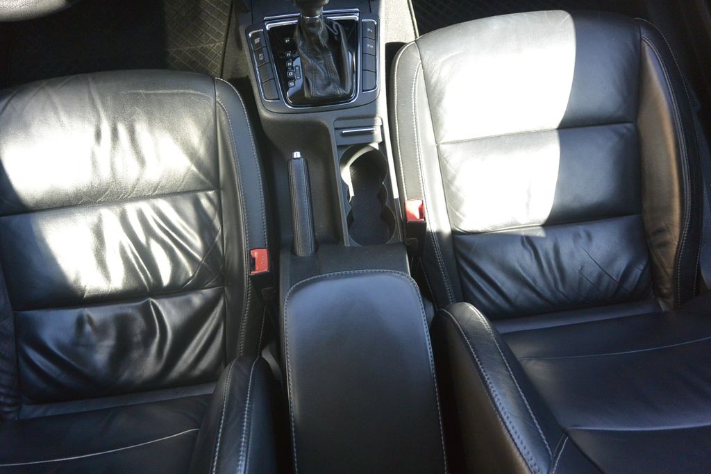 Škoda Superb 2.0TDi Elegance DSG 125kW