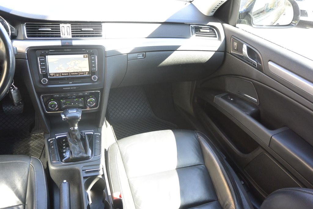 Škoda Superb 2.0TDi Elegance DSG 125kW