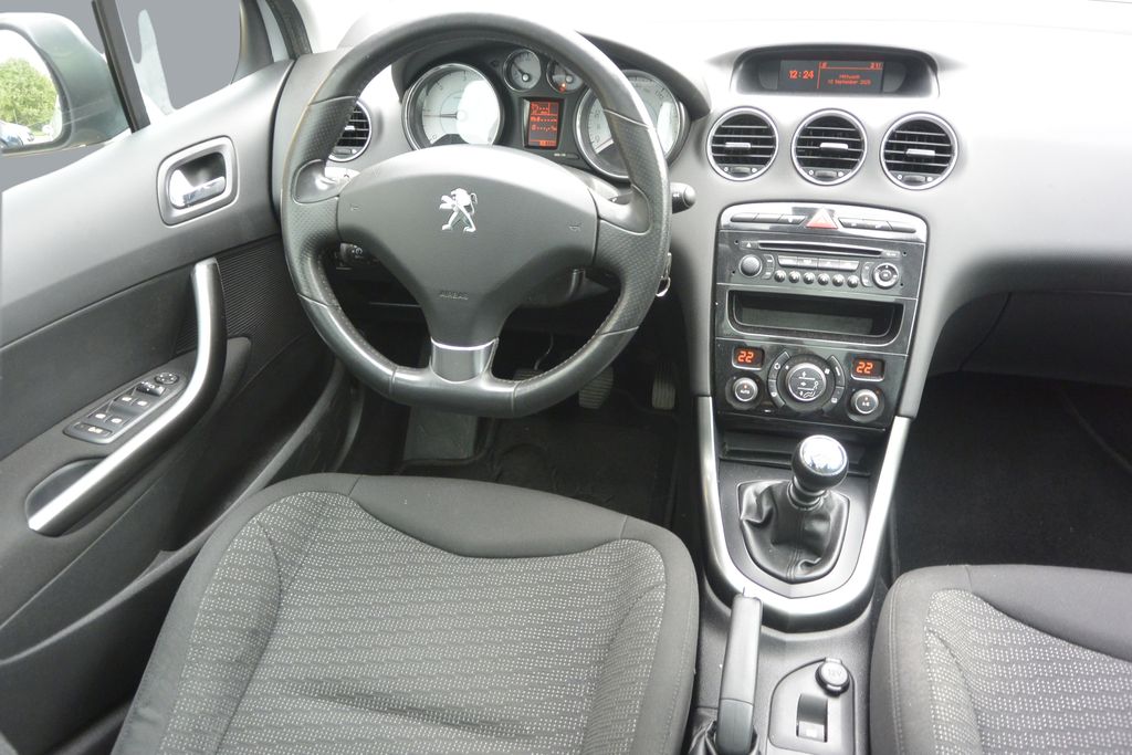 Peugeot 308 2.0HDi SW 7míst
