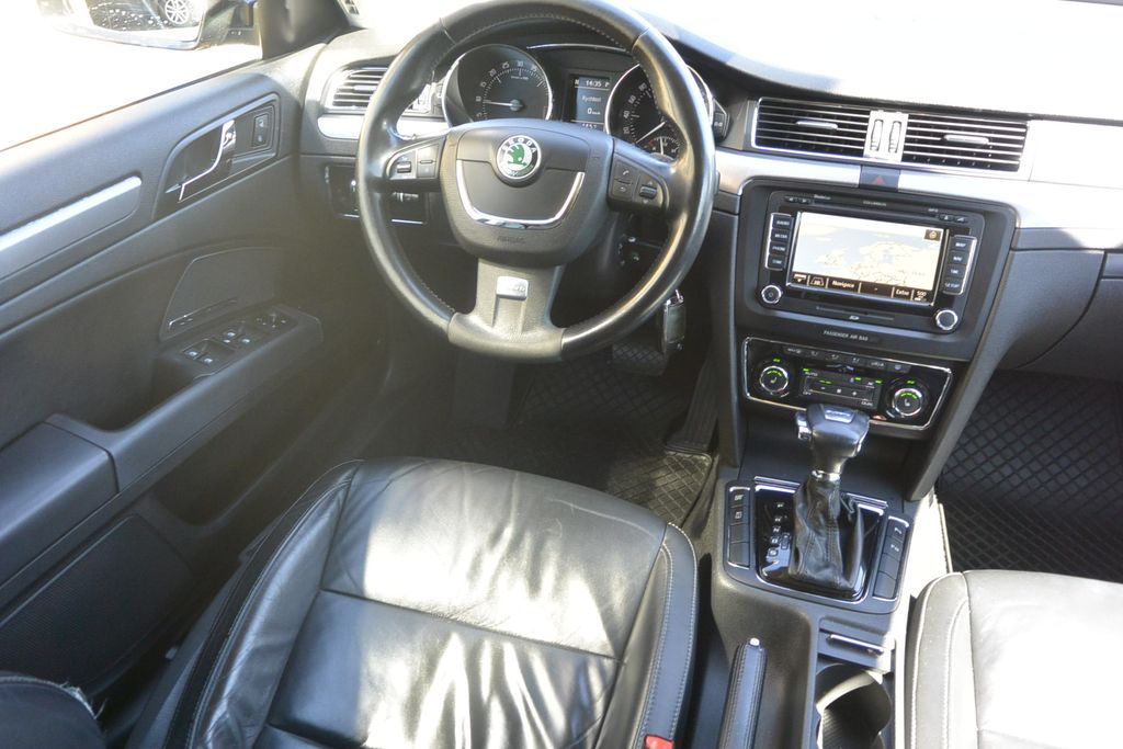 Škoda Superb 2.0TDi Elegance DSG 125kW