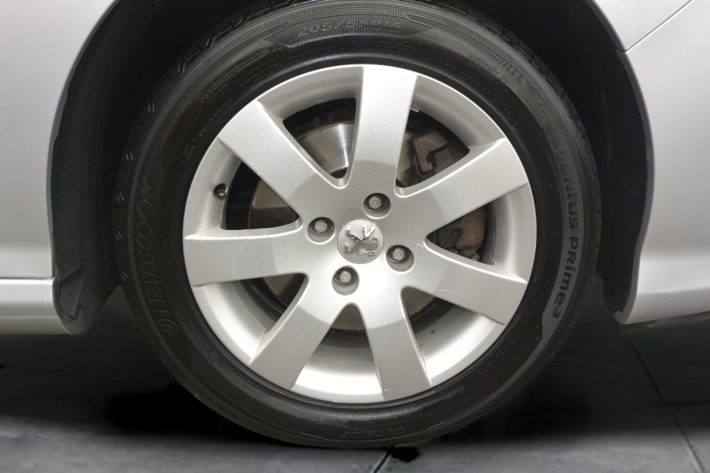 Peugeot 308 2.0HDi SW 7míst