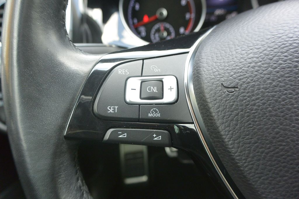 Volkswagen Golf 1.2TSi ALLSTAR
