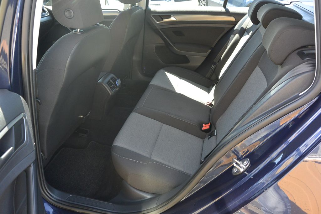 Volkswagen Golf 1.2TSi 77kW