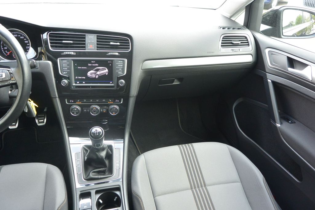 Volkswagen Golf 1.2TSi ALLSTAR