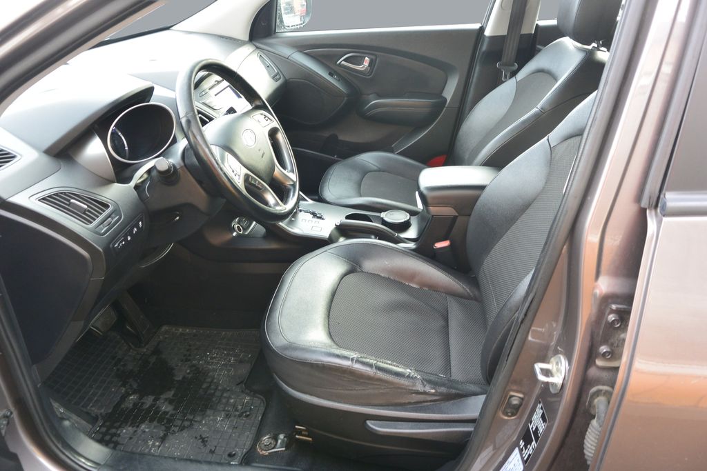 Hyundai ix35 2.0CRDi 4×4 * AT * ČR * DPH