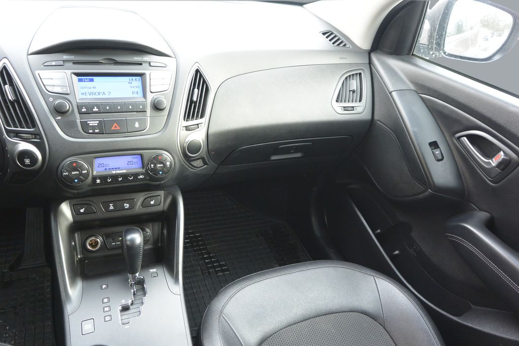 Hyundai ix35 2.0CRDi 4×4 * AT * ČR * DPH