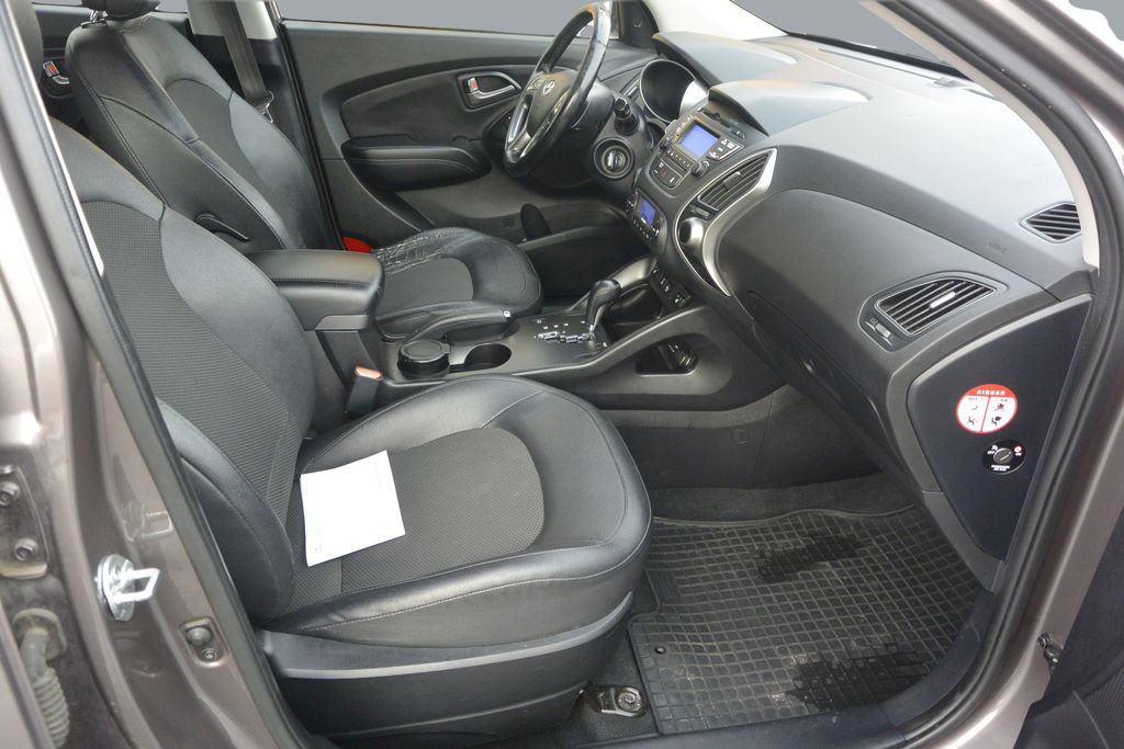 Hyundai ix35 2.0CRDi 4×4 * AT * ČR * DPH