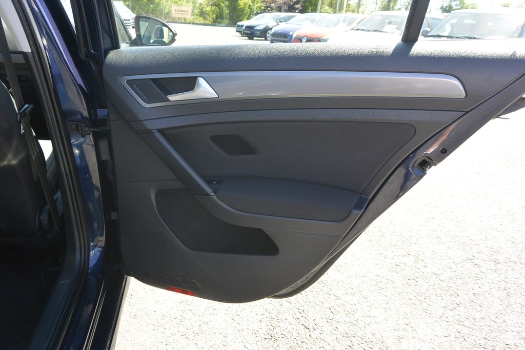 Volkswagen Golf 1.2TSi 77kW