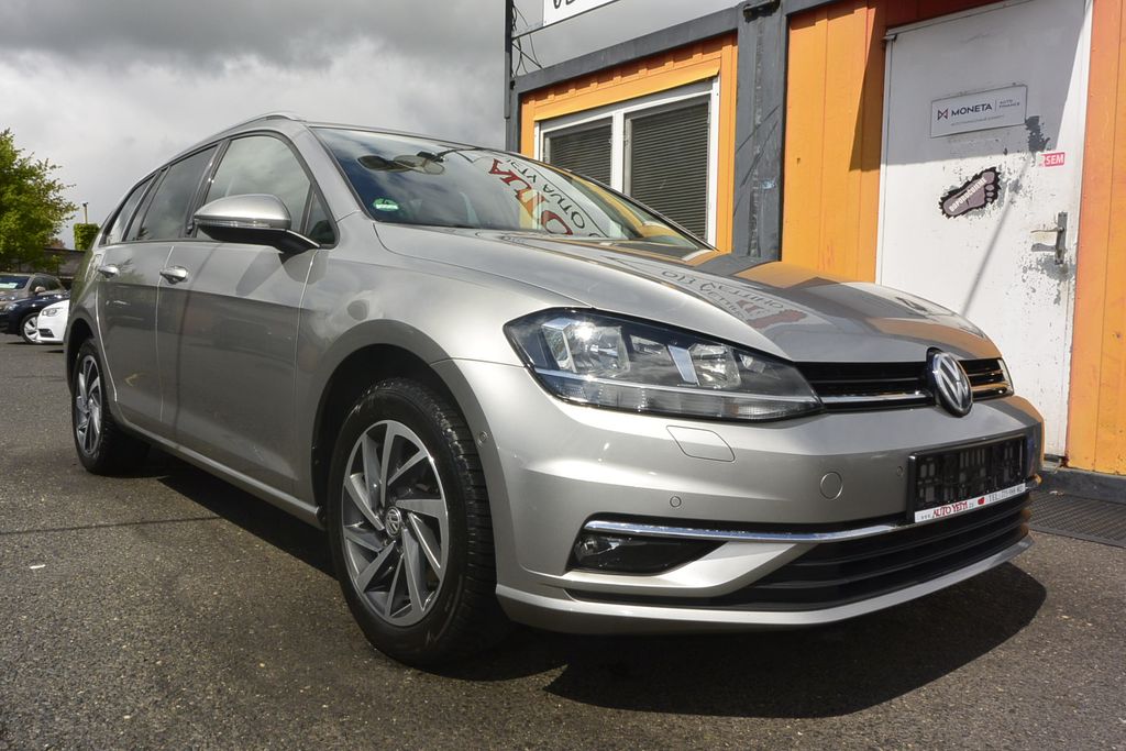 Volkswagen Golf 1.4TSi DSG SOUND