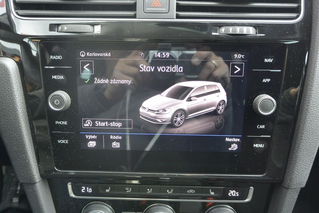 Volkswagen Golf 1.4TSi DSG SOUND