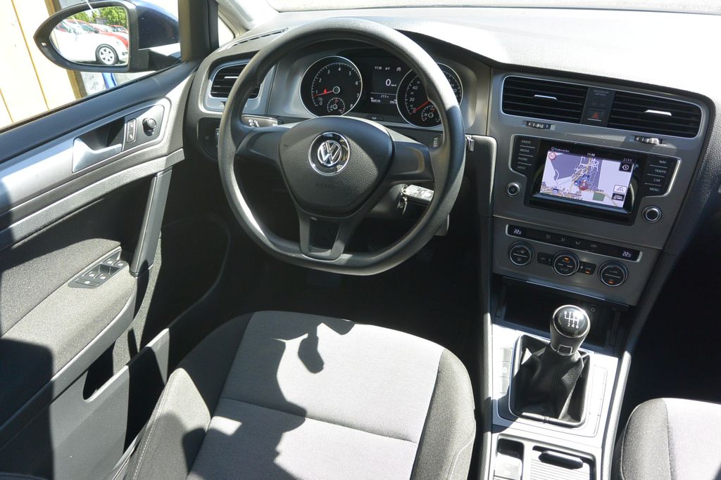 Volkswagen Golf 1.2TSi 77kW