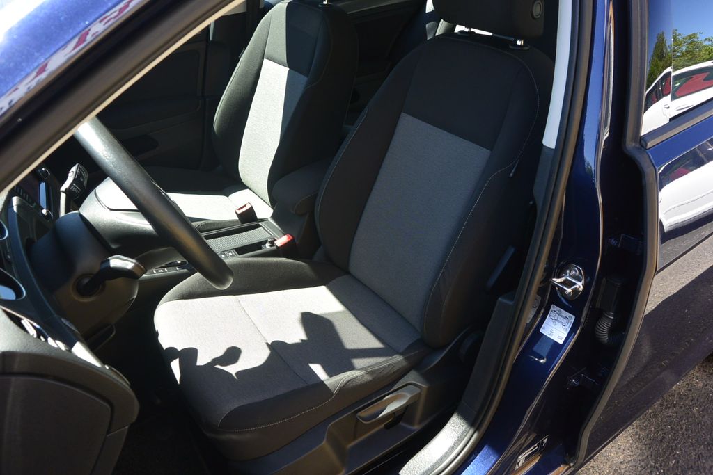 Volkswagen Golf 1.2TSi 77kW