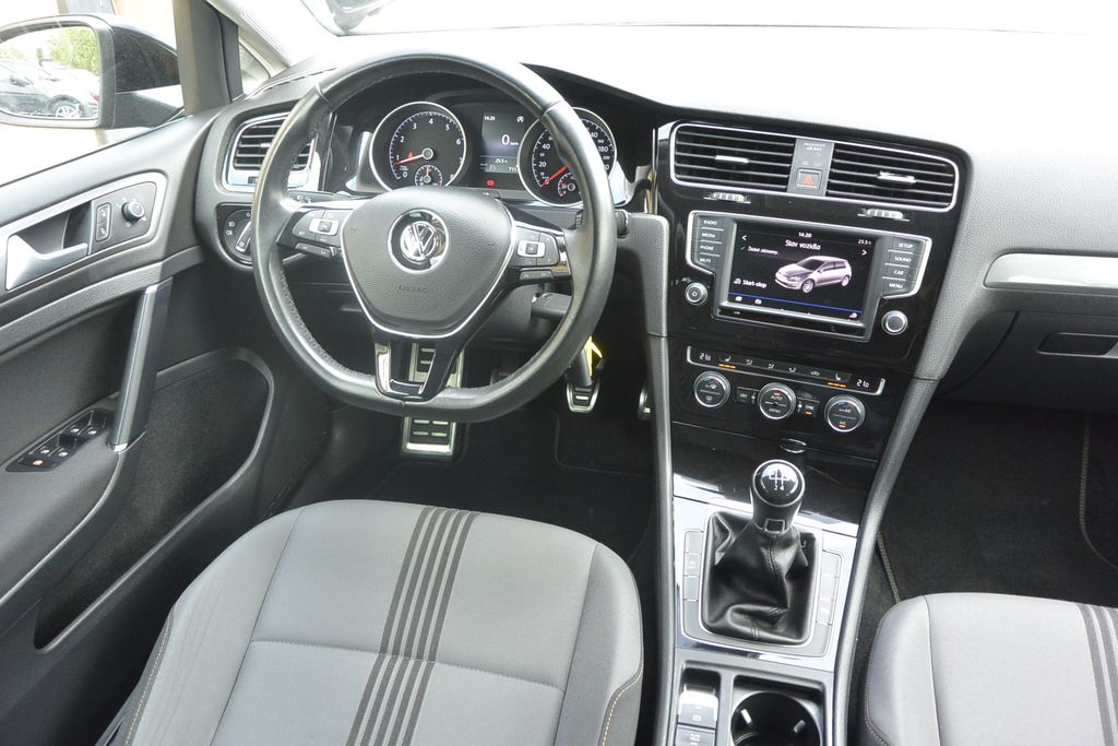 Volkswagen Golf 1.2TSi ALLSTAR