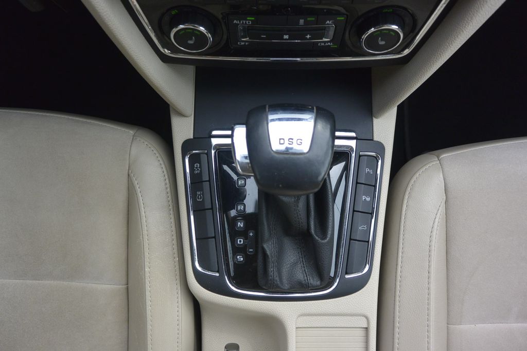 Škoda Superb 2.0TDi DSG 125kW WEBASTO