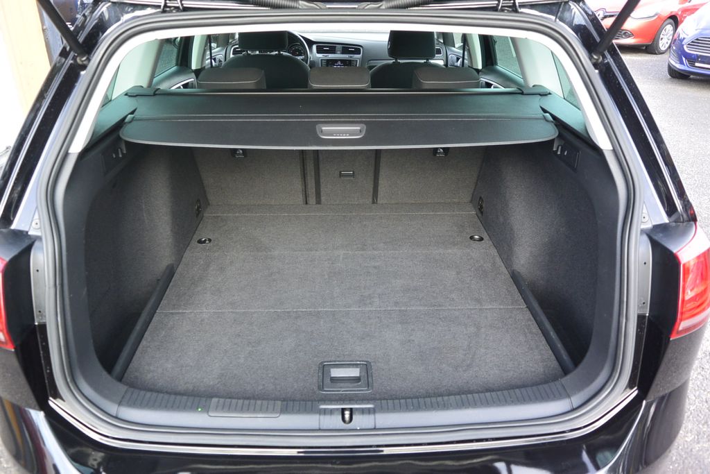 Volkswagen Golf 1.4TSi LOUNGE 110kW