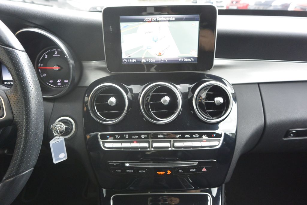 Mercedes-Benz C 220 2.2D BLUETEC 125kW
