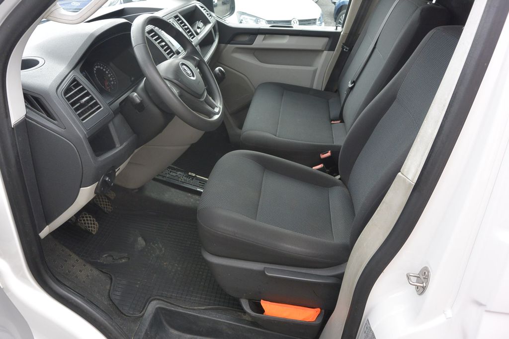 Volkswagen T5 Transporter 2.0TDi