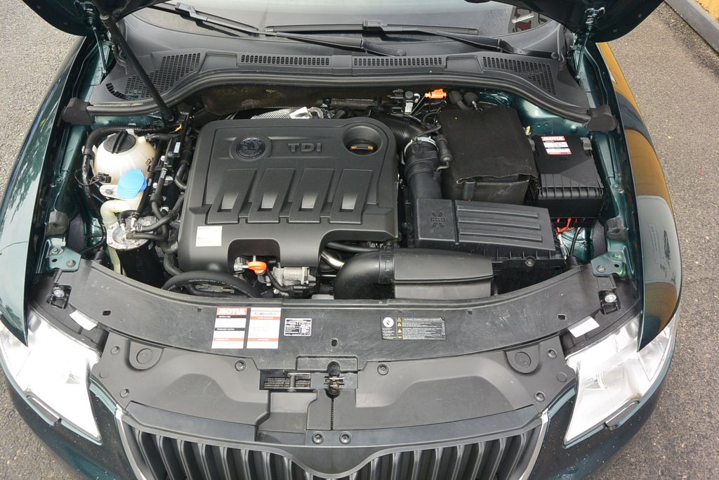 Škoda Superb 2.0TDi DSG 125kW WEBASTO