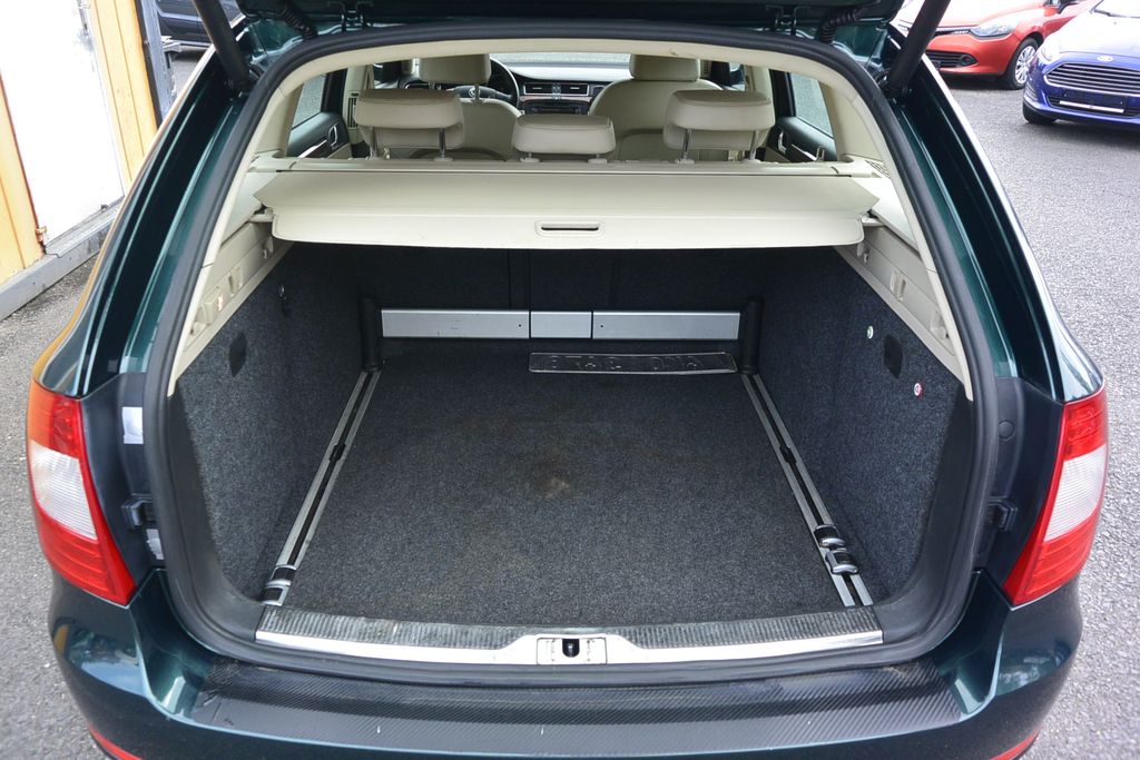Škoda Superb 2.0TDi DSG 125kW WEBASTO