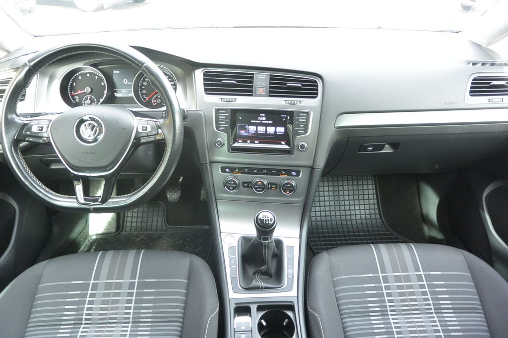 Volkswagen Golf 1.4TSi LOUNGE 110kW