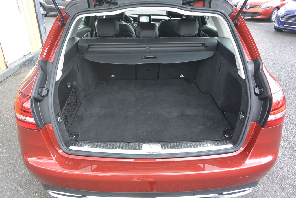 Mercedes-Benz C 220 2.2D BLUETEC 125kW