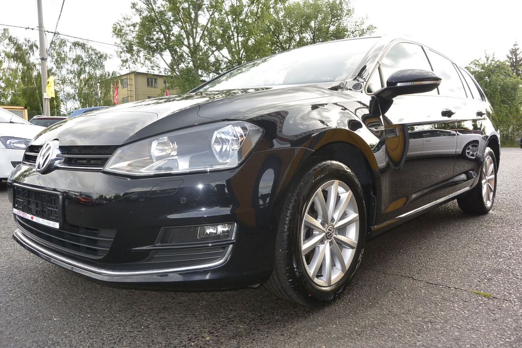 Volkswagen Golf 1.4TSi LOUNGE 110kW