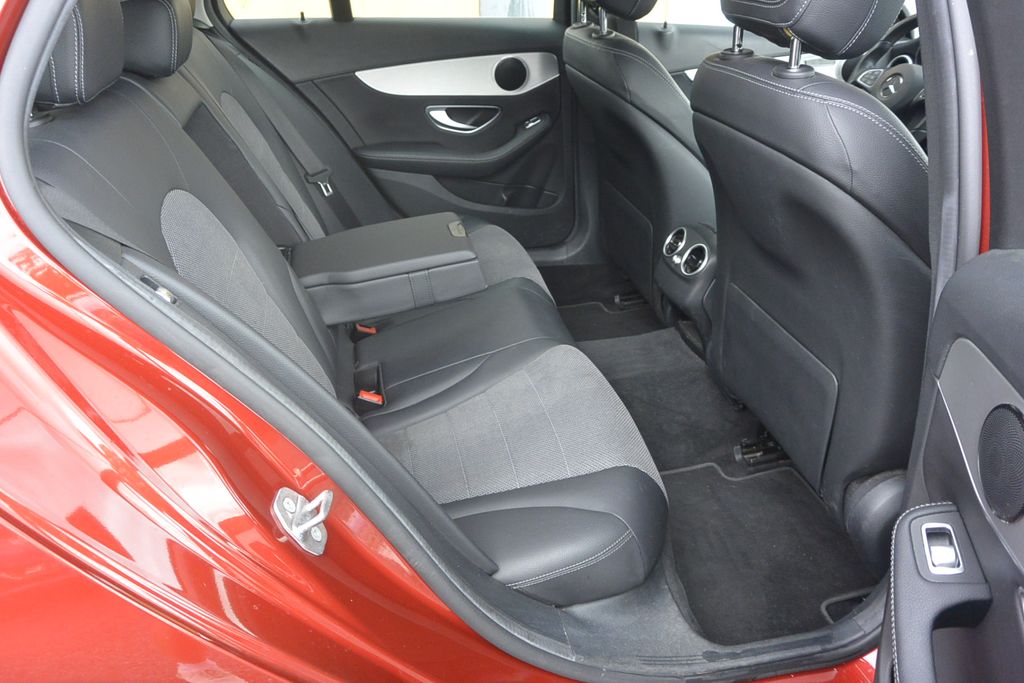 Mercedes-Benz C 220 2.2D BLUETEC 125kW