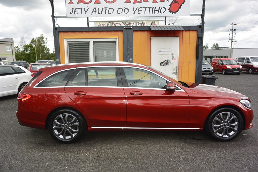 Mercedes-Benz C 220 2.2D BLUETEC 125kW