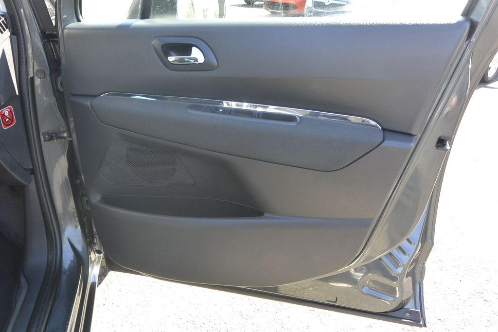 Peugeot 5008 1.6HDi 7míst * PANORAMA