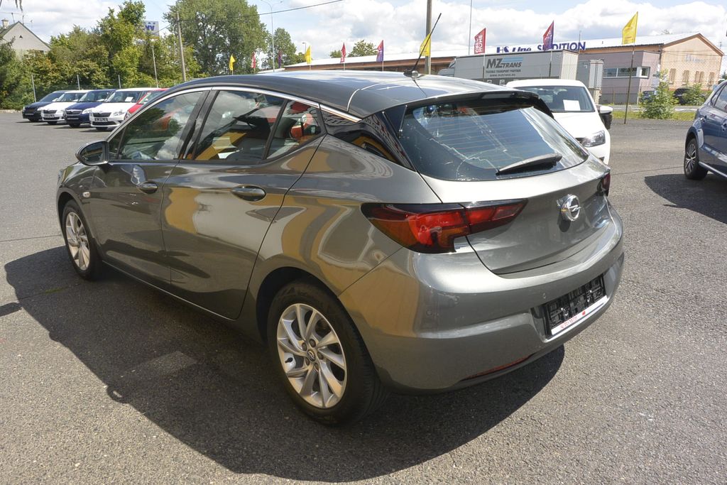 Opel Astra 1.2i 96kW