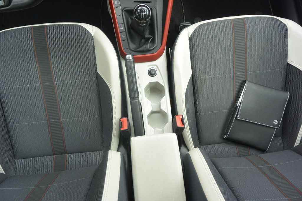 Volkswagen Polo 1.0TSi BEATSAUDIO 70kW