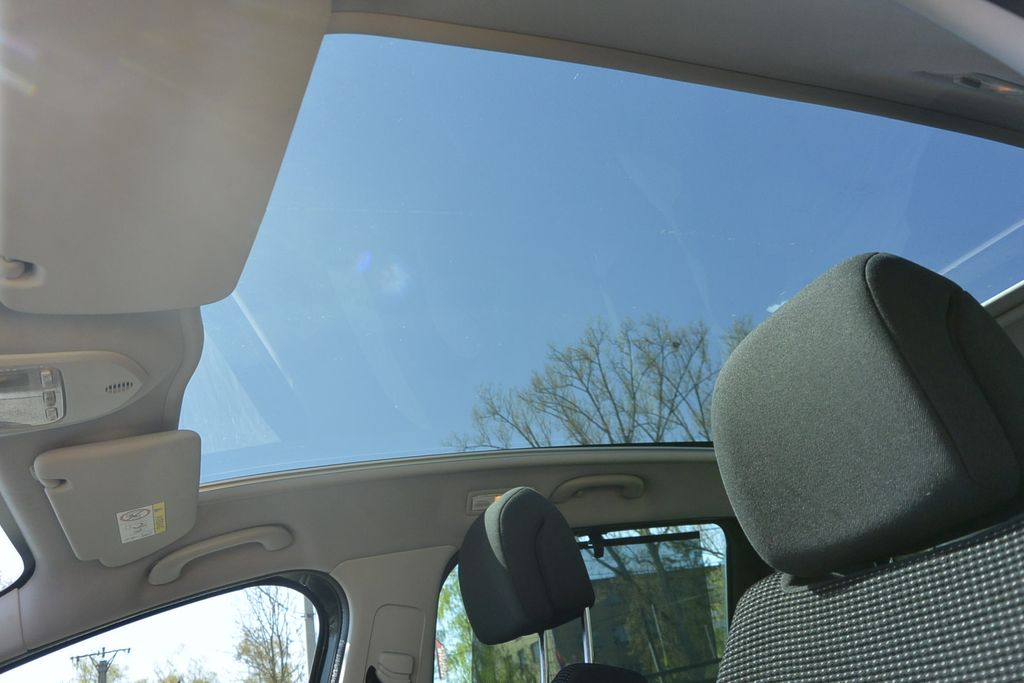 Peugeot 5008 1.6HDi 7míst * PANORAMA