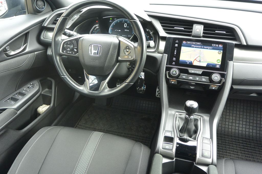 Honda Civic 1.0VTEC 95kW