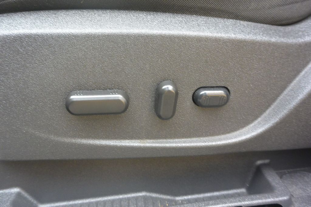 Ford Kuga 2.0TDCi 4×4 AT  Titanium 132kW